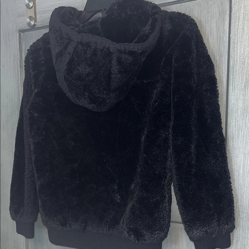 DKNY Black Fuzzy Girls Jacket size 14/16 Black Sherpa heavyweight